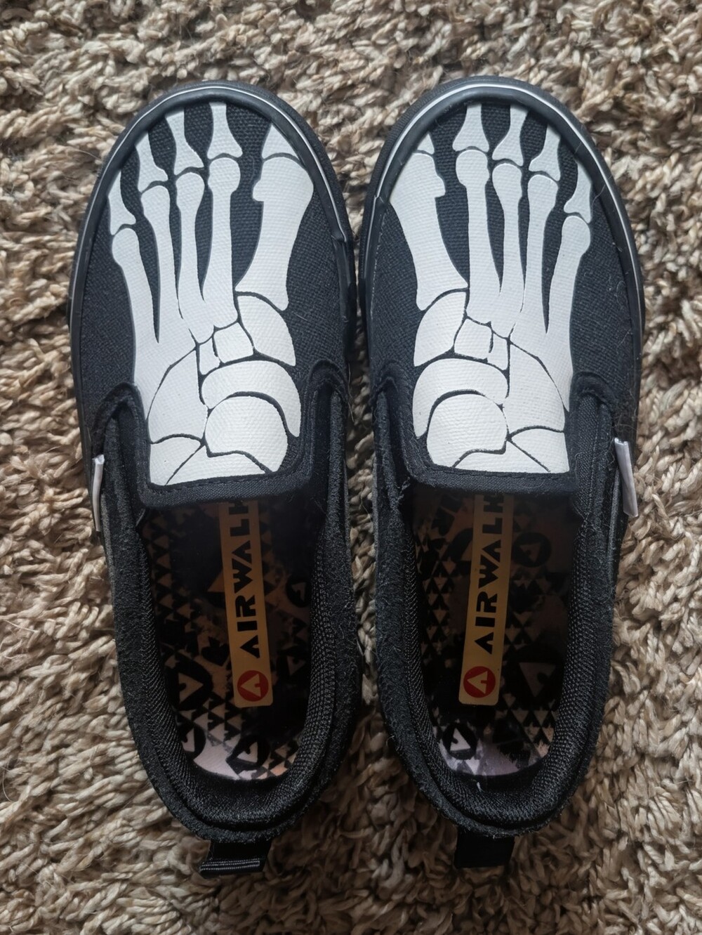 Airwalk Skeleton Shoe Boys Youth Size 1